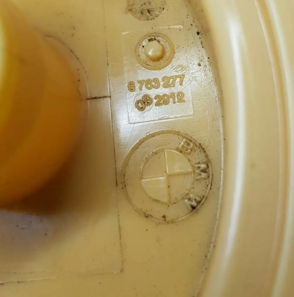 M57N2 3.0D M57N2 Kraftstofftank Pumpe Gebereinheit 6763277 für BMW X3 E83 2.0D mit Teilenummer 6766163 BMW X3 E83 2.0D M57N2 3.0D M57N2 Kraftstofftank Pumpe Gebereinheit 6763277 - SKU 6766163 - Teilenummer 6766163