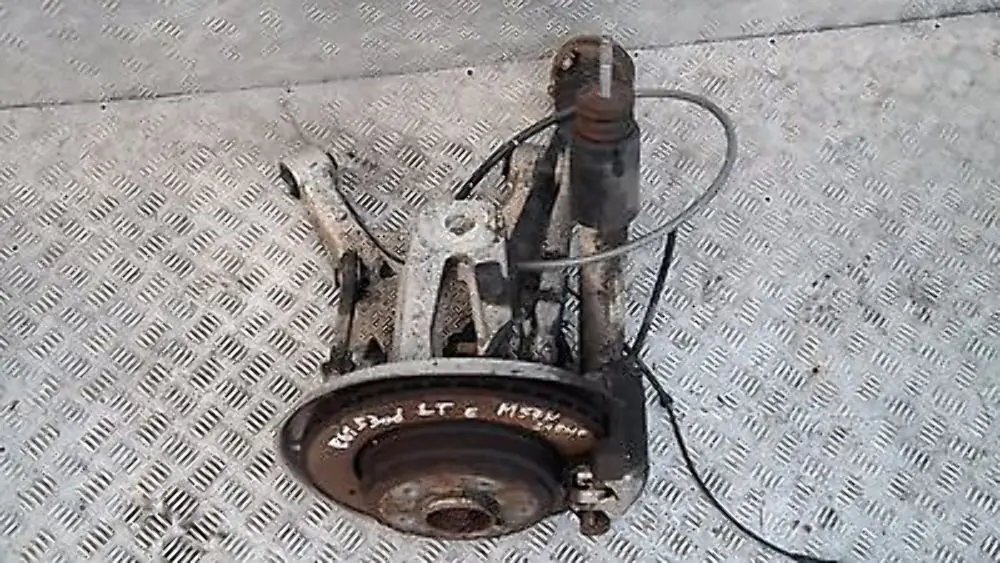 Hinten Links Stoßdämpfer Federbein Schwenklager für BMW 5 er E61 530d mit Teilenummer 33526766587 BMW 5 er E61 530d Hinten Links Stoßdämpfer Federbein Schwenklager - SKU 6766587-1 - Teilenummer 33526766587