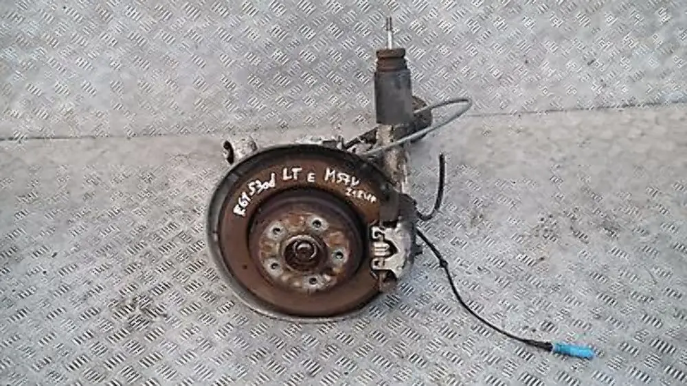 BMW E61 Zawieszenie zwrotnica półoś lewa lewy tył - SKU 6766587-1 - Numer Części 33526766587