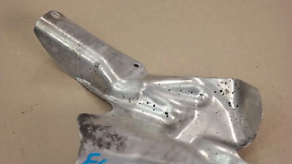 Steering Box Heat Resistant Plate Cover to BMW 5 Series E60 E61 Diesel with Part number 6766763 BMW 5 Series E60 E61 Diesel Steering Box Heat Resistant Plate Cover - SKU rhd-6766763 - Part number 6766763