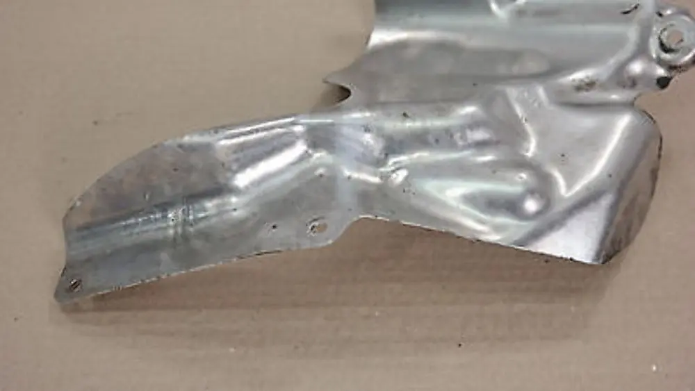 Steering Box Heat Resistant Plate Cover to BMW 5 Series E60 E61 Diesel with Part number 6766763 BMW 5 Series E60 E61 Diesel Steering Box Heat Resistant Plate Cover - SKU rhd-6766763 - Part number 6766763