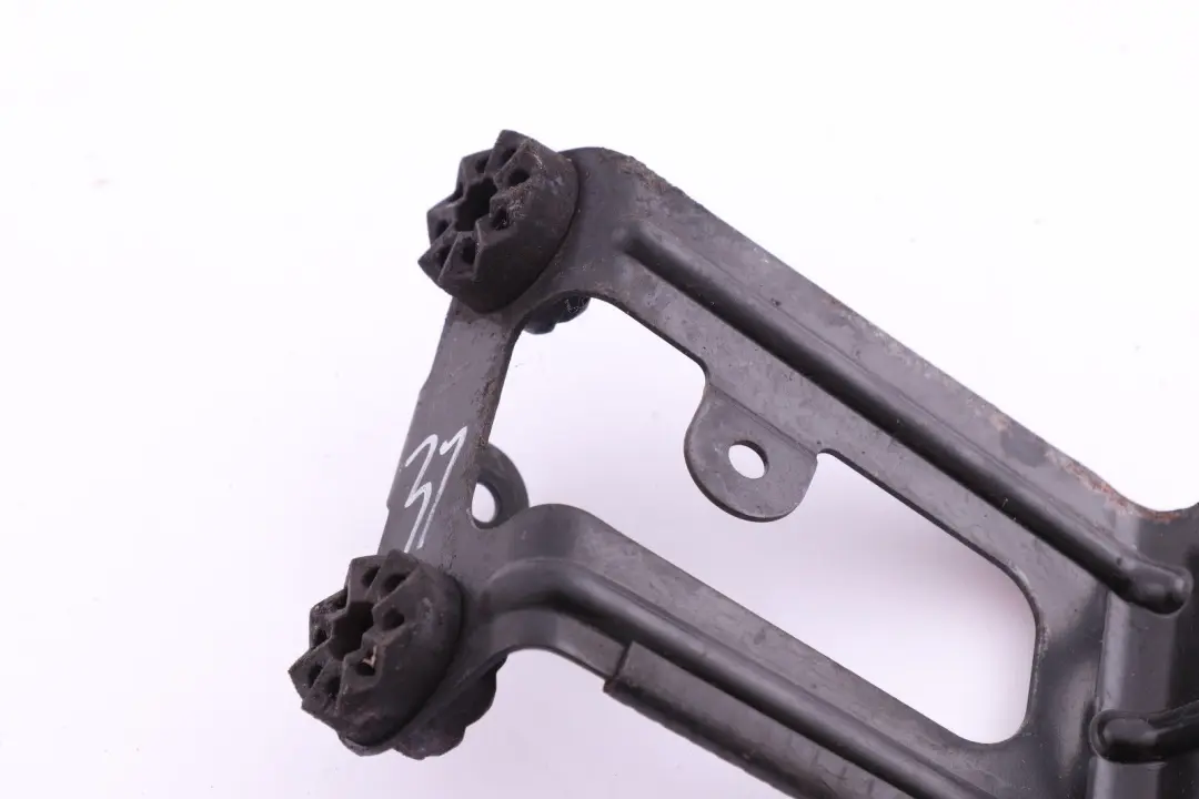 ABS Bremshydraulik Halterung für BMW Mini Cooper One R50 R52 mit Teilenummer 6767001 BMW Mini Cooper One R50 R52 ABS Bremshydraulik Halterung - SKU 6767001 - Teilenummer 6767001