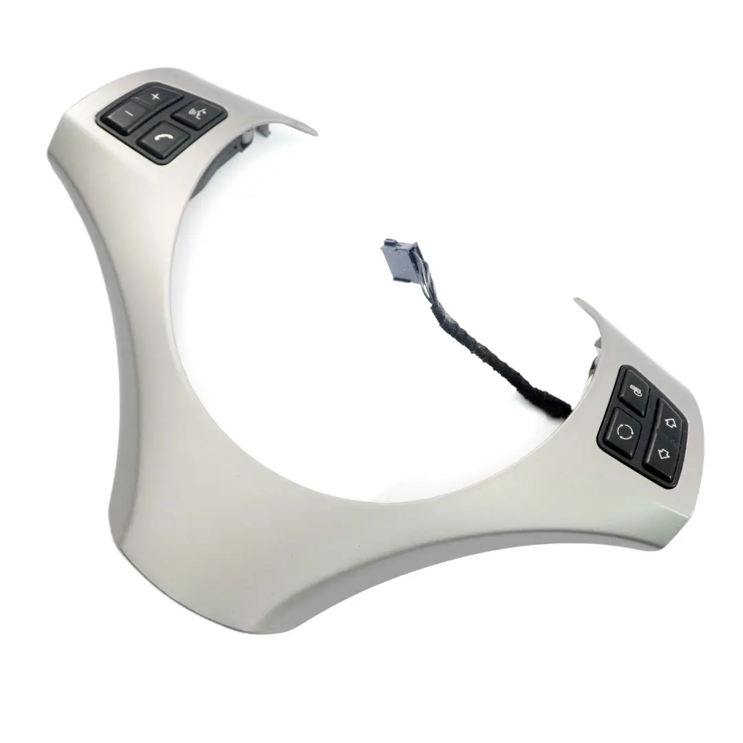 Abdeckung Lenkrad Multifunktion Silber für BMW 1 3 er E87 E90 mit Teilenummer 6767715 BMW 1 3 er E87 E90 Abdeckung Lenkrad Multifunktion Silber - SKU 6767715 - Teilenummer 6767715