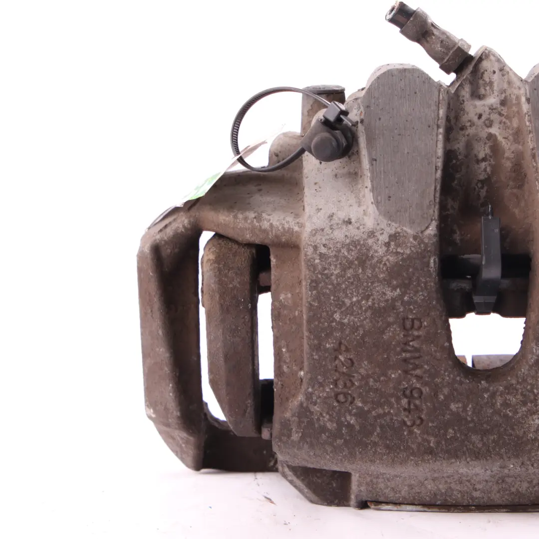 Front Left N/S Brake Caliper Housing Carrier to BMW E60 E63 535d 550i 650i with Part number 6768067 BMW E60 E63 535d 550i 650i Front Left N/S Brake Caliper Housing Carrier - SKU 6768067-1 - Part number 6768067