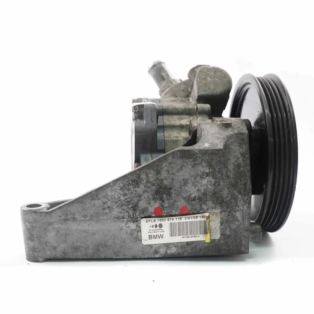 M57N2 Pompa del servosterzo 7693974 per BMW E90 E91 E92 E93 325d 330d Diesel con numero di parte 6768169 BMW E90 E91 E92 E93 325d 330d Diesel M57N2 Pompa del servosterzo 7693974 - SKU 6768169-3 - Numero di parte 6768169