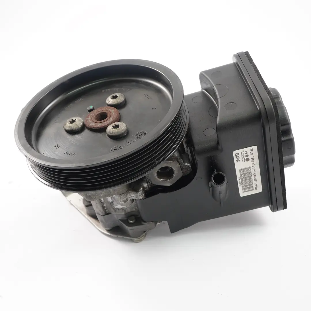 Steering Pump Diesel M57N2 to BMW E90 E91 E92 E93 325d 330d Power with Part number 6768169 BMW E90 E91 E92 E93 325d 330d Power Steering Pump Diesel M57N2 - SKU 6768169 - Part number 6768169