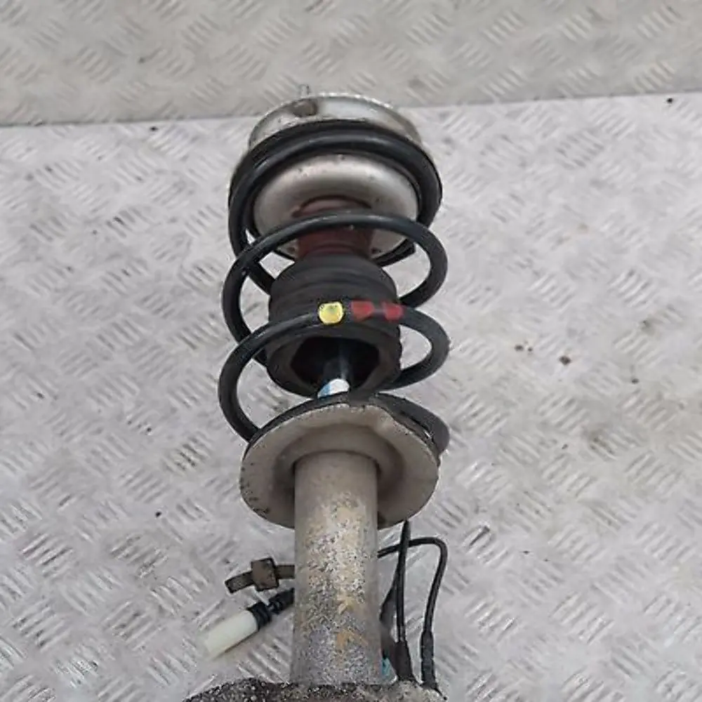 M47N2 Delantero Izquierdo Muelle Freno Suspensión Pata Buje Eje para BMW E61 520d con número de pieza 6768795 BMW E61 520d M47N2 Delantero Izquierdo Muelle Freno Suspensión Pata Buje Eje - SKU 6768795 - Número de pieza 6768795