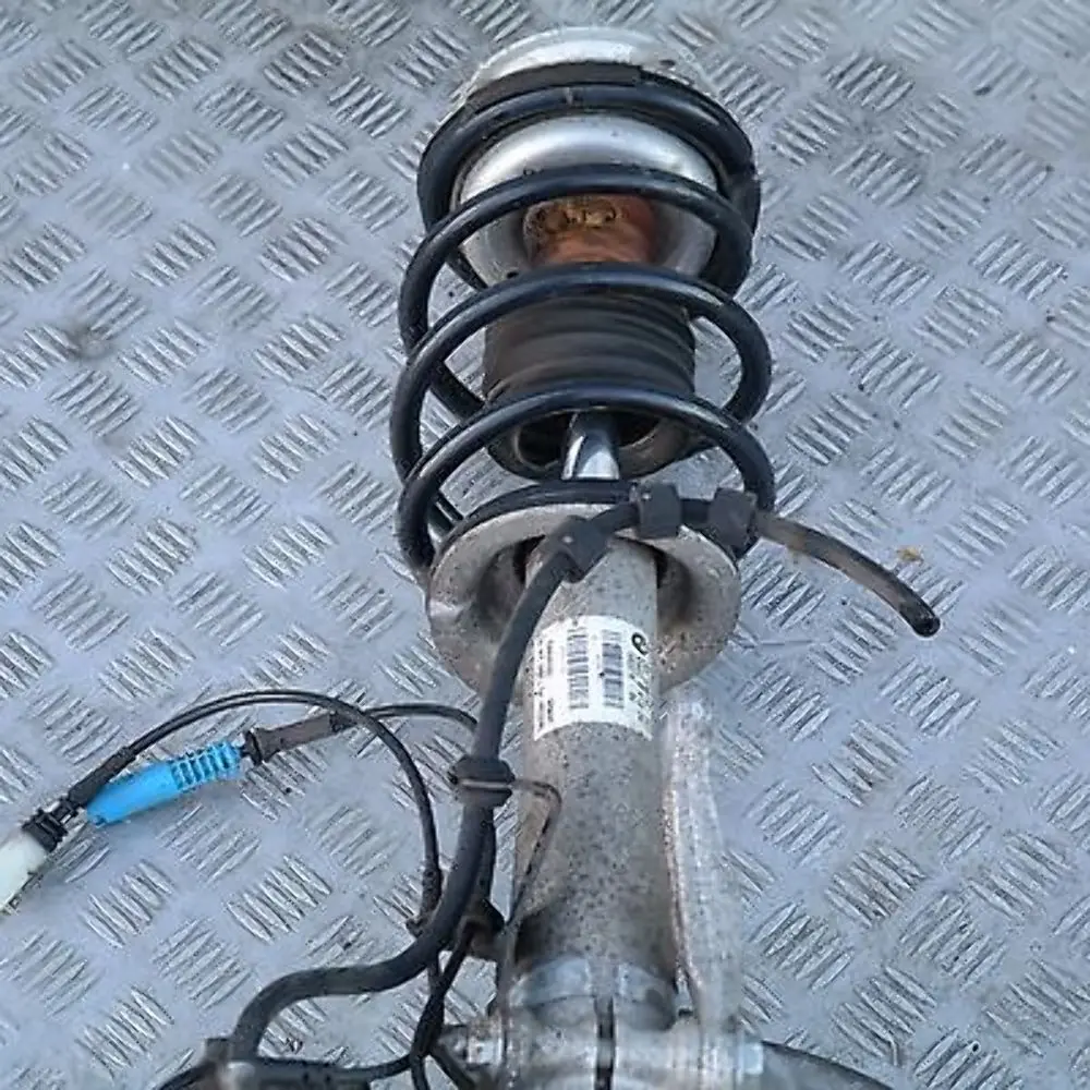 M57N Stoßdämpfer Federbein Vorne Links Bremssattelgehäuse für BMW 5 E61 530d mit Teilenummer 31316768797 BMW 5 E61 530d M57N Stoßdämpfer Federbein Vorne Links Bremssattelgehäuse - SKU 6768797 - Teilenummer 31316768797