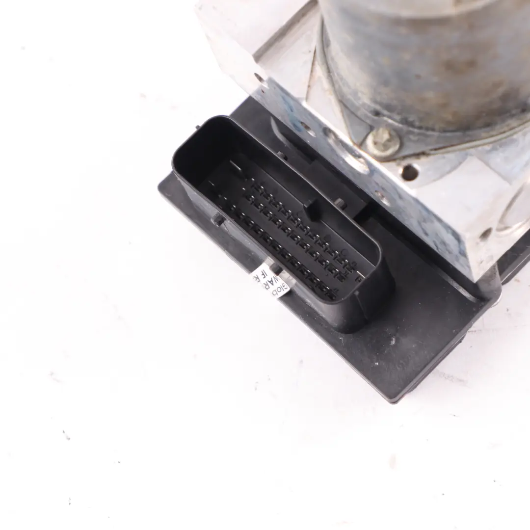 DSC ABS Unidad De Frenado Hidraulico Bomba 6768908 para BMW E60 E61 E63 con número de pieza 6769706 BMW E60 E61 E63 DSC ABS Unidad De Frenado Hidraulico Bomba 6768908 - SKU 6768906 - Número de pieza 6769706