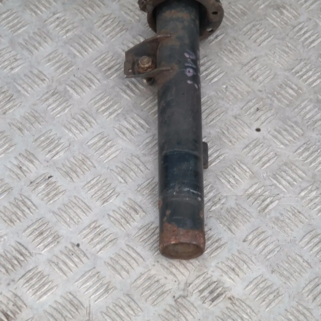 Federbein vorn rechts /Schwenklager/Radlager 6768916 für BMW 1 er 1 E87 mit Teilenummer 31316768916 BMW 1 er 1 E87 Federbein vorn rechts /Schwenklager/Radlager 6768916 - SKU 6768916-1 - Teilenummer 31316768916