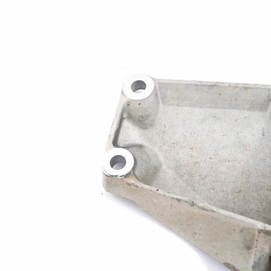 Soporte de motor BMW E65 730i N52 Soporte de montaje a la izquierda para con número de pieza 6768973 Soporte de motor BMW E65 730i N52 Soporte de montaje a la izquierda - SKU 6768973 - Número de pieza 6768973