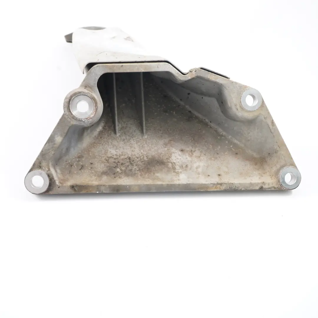Support BMW E65 730i N52 Supporting Mount Bracket Right O/S to Engine with Part number 6768974 Engine Support BMW E65 730i N52 Supporting Mount Bracket Right O/S - SKU 6768974 - Part number 6768974