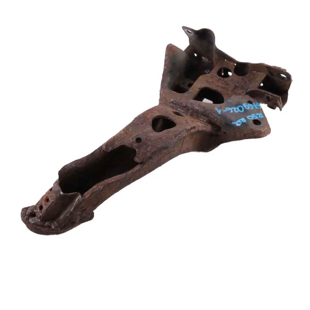 Axle Right O/S Trailing Arm to Mini Cooper One R50 R52 R53 W10 W11 Rear with Part number 6769026 Mini Cooper One R50 R52 R53 W10 W11 Rear Axle Right O/S Trailing Arm - SKU 6769026-2 - Part number 6769026