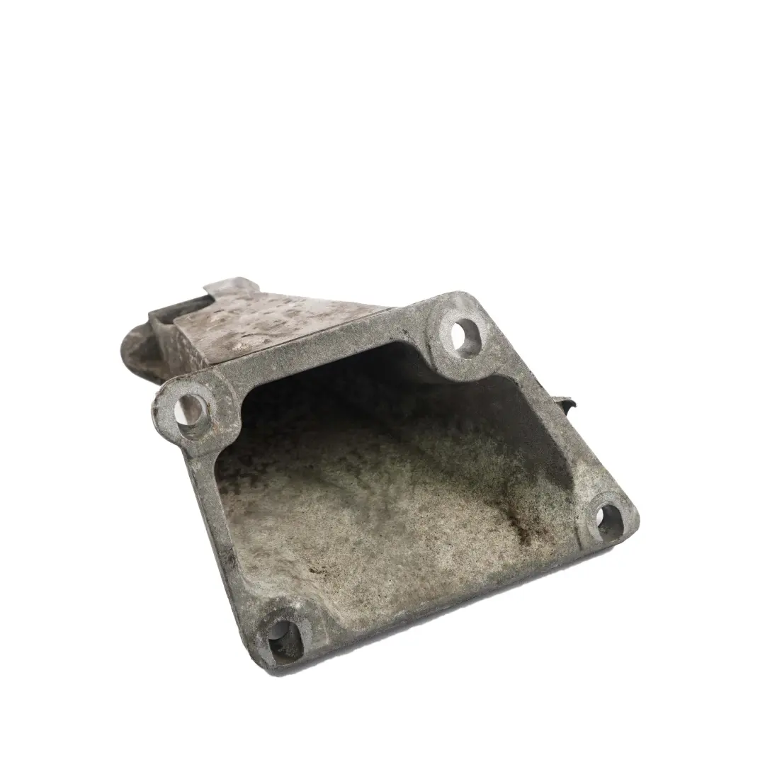 Supporting Bracket E61 E63 N62 Mounting Holder Left N/S 6769032 to BMW E60 Engine with Part number 6769030 BMW E60 Engine Supporting Bracket E61 E63 N62 Mounting Holder Left N/S 6769032 - SKU 6769030 - Part number 6769030