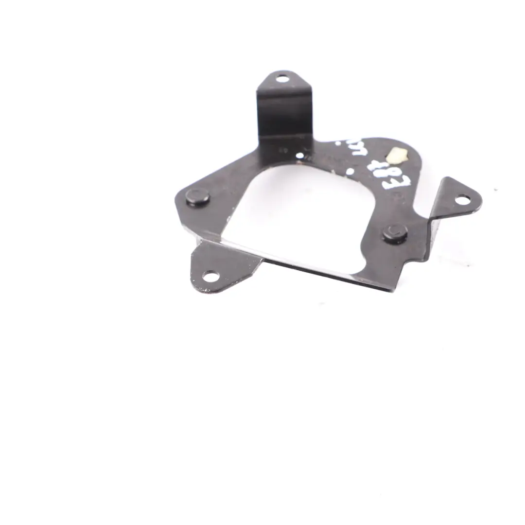 BMW E87 LCI obere Halterung Vakuumpumpe für Bremsservo obere Halterung - SKU 6769031 - Teilenummer 6769031