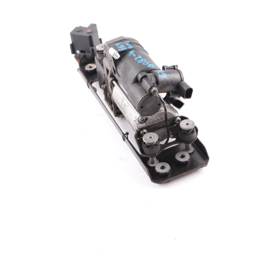 Suspension Self Leveling Device Compressor Motor 6769082 to BMW E61 Touring Air with Part number 6789937 BMW E61 Touring Air Suspension Self Leveling Device Compressor Motor 6769082 - SKU 6769082-4 - Part number 6789937