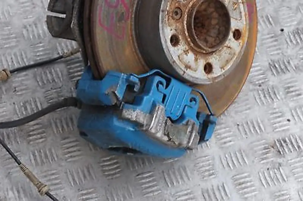 N52 Suspensión Delantera Derecha Pata Disco de Freno Cubo Pinza para BMW E90 325i con número de pieza 6769092 BMW E90 325i N52 Suspensión Delantera Derecha Pata Disco de Freno Cubo Pinza - SKU 6769092 - Número de pieza 6769092