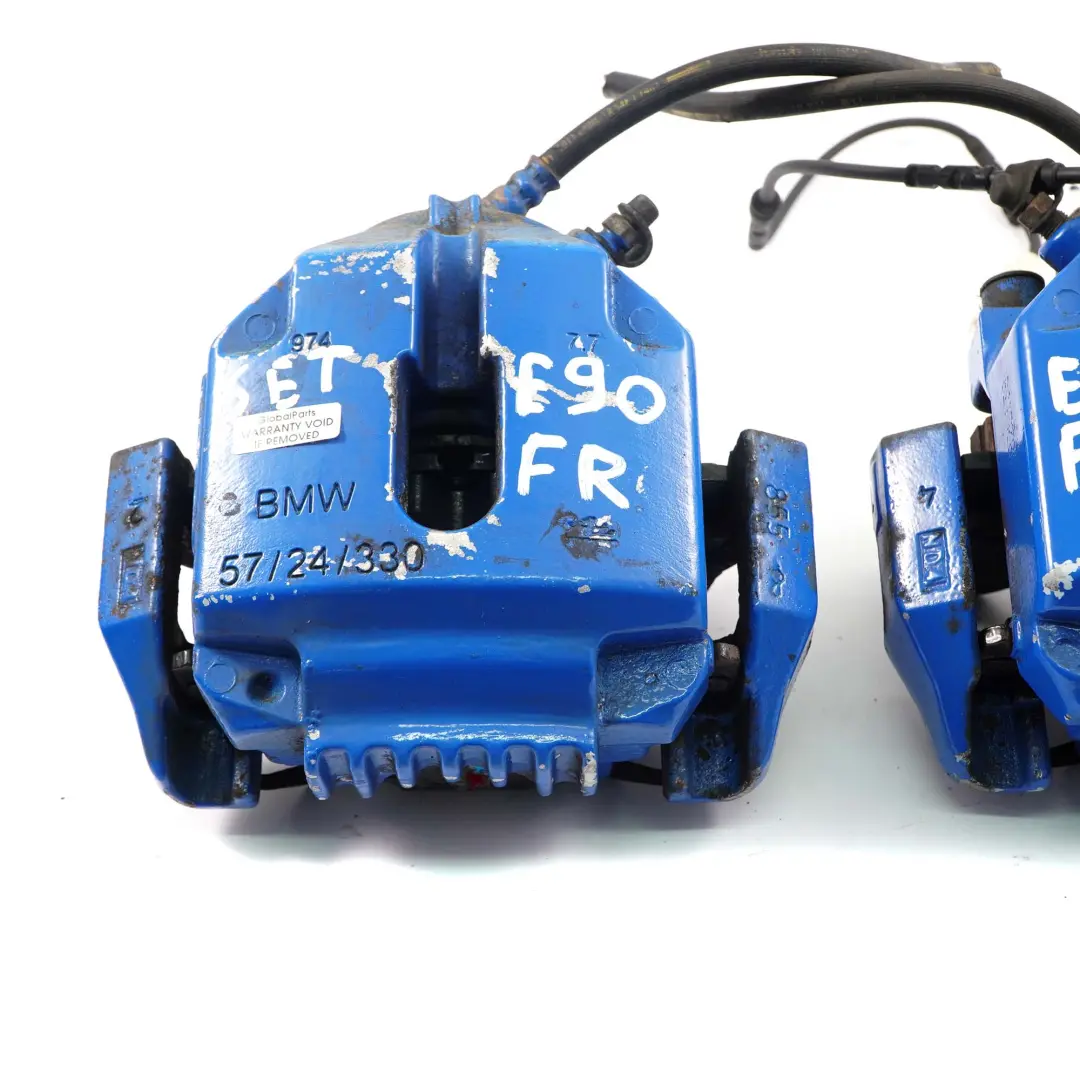 étrier de frein avant gauche droit sans support Set 57/24/330 pour BMW E90 E92 à propos du numéro de pièce 6769093 BMW E90 E92 étrier de frein avant gauche droit sans support Set 57/24/330 - SKU 6769093/6769094 - Numéro de pièce 6769093