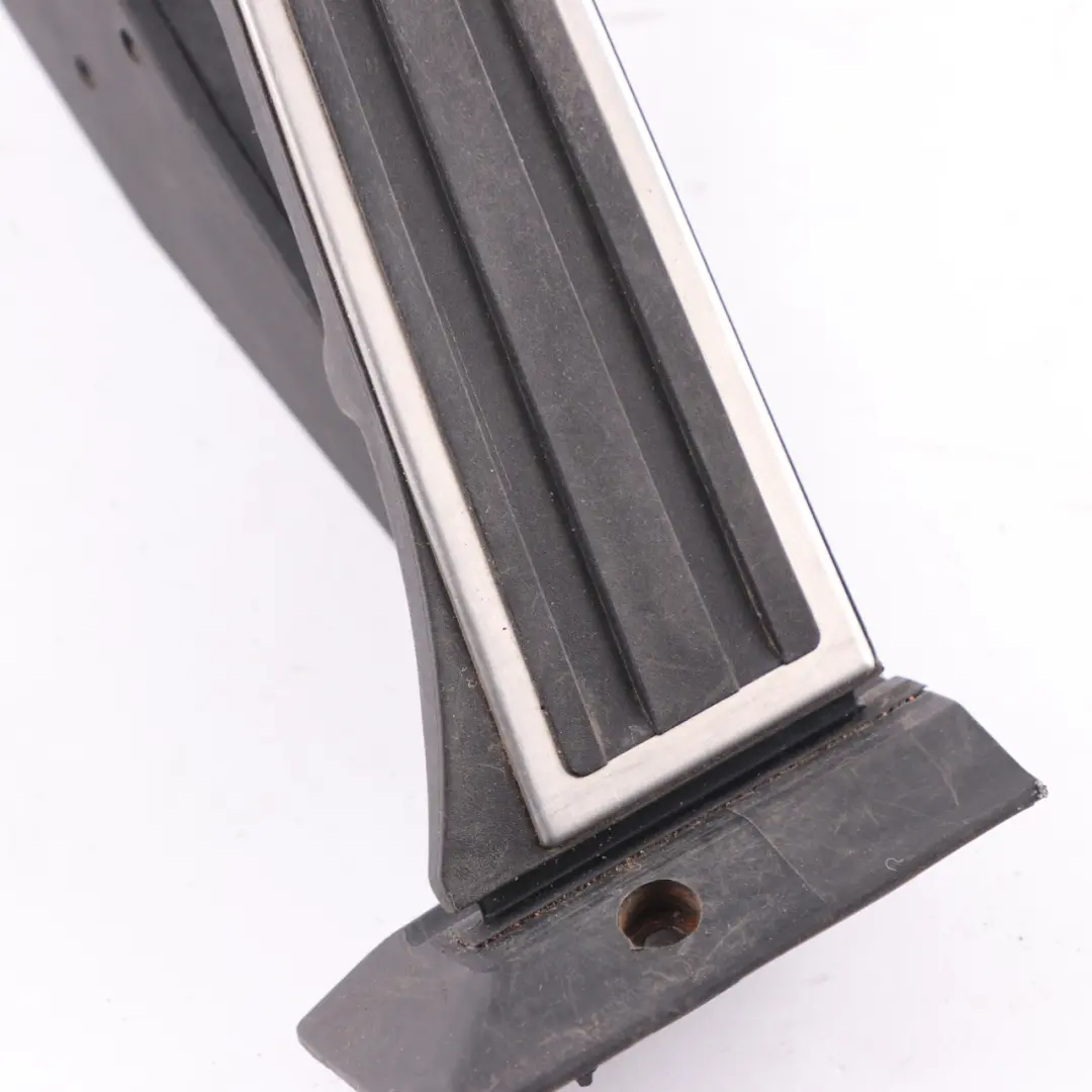 Throttle Pedal BMW E81 E87 E90 X3 E83 LCI Accelerator Module Automatic to with Part number 6769182 Throttle Pedal BMW E81 E87 E90 X3 E83 LCI Accelerator Module Automatic - SKU 6769182 - Part number 6769182