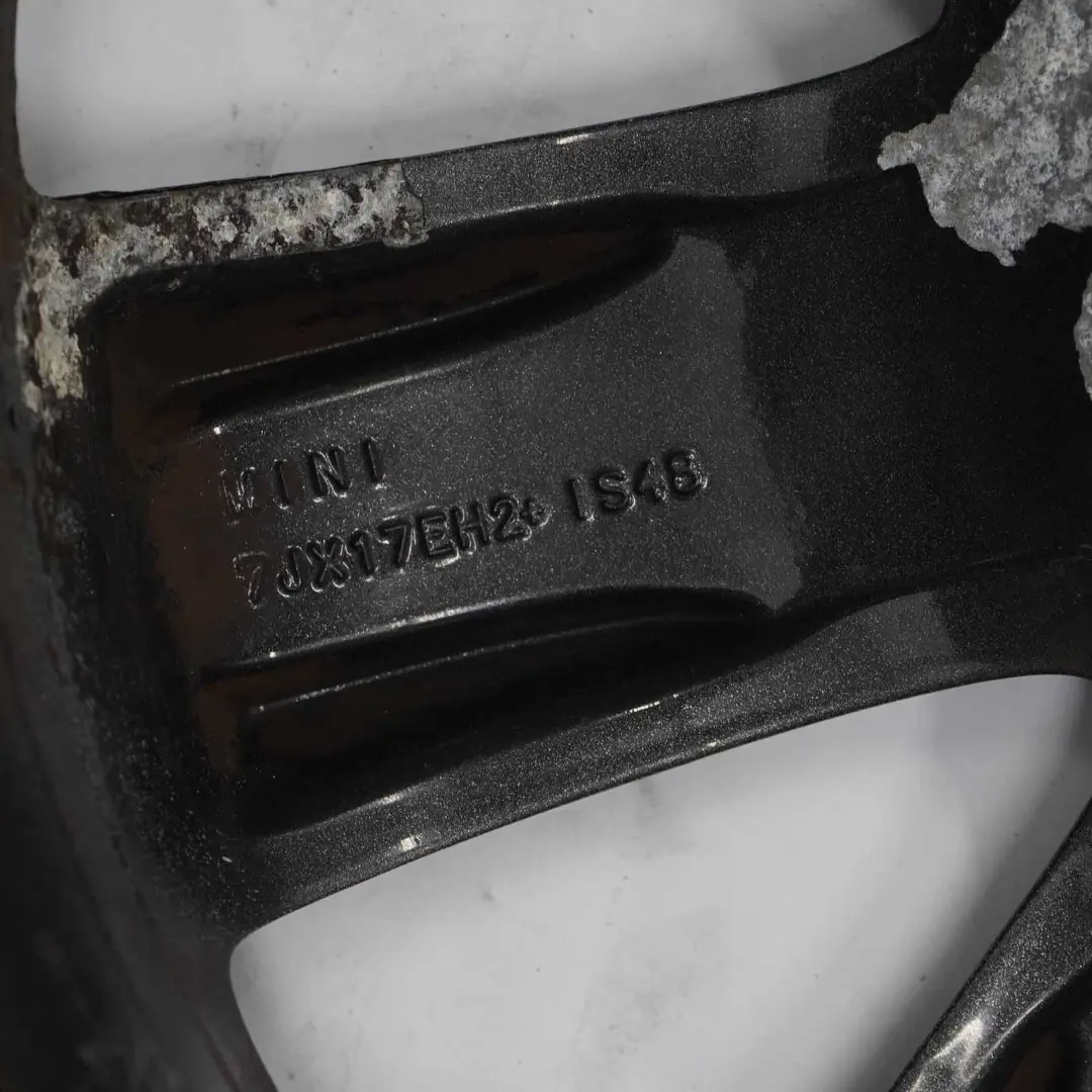 Grau Alu Felge Alufelge 17" ET:48 7J für Mini Cooper One R50 R53 R55 R56 mit Teilenummer 6769411 Mini Cooper One R50 R53 R55 R56 Grau Alu Felge Alufelge 17" ET:48 7J - SKU 6769411-6 - Teilenummer 6769411