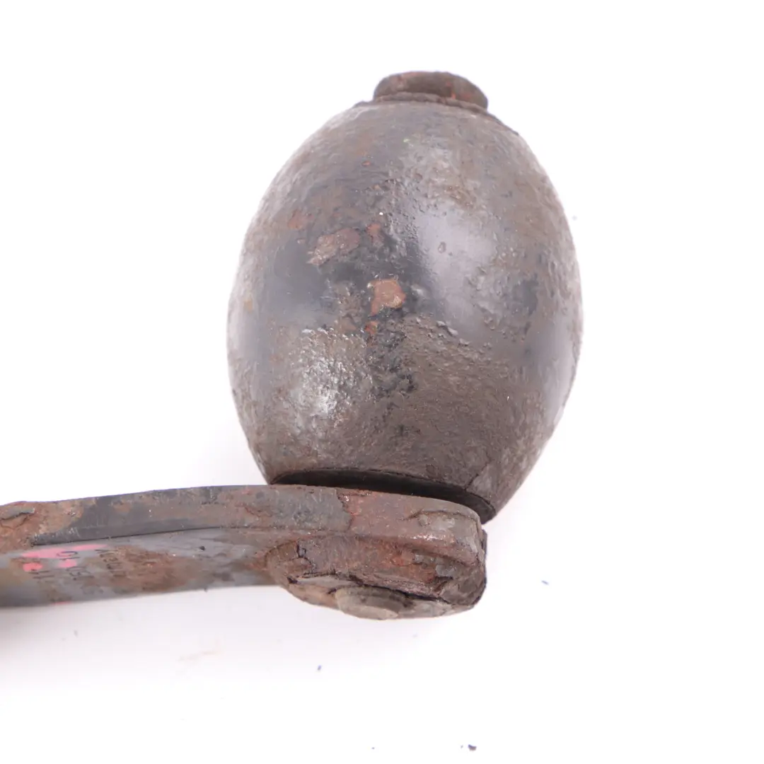 Vibration Absorber Bracket to BMW E87 E90 E91 E92 E92 with Part number 6769611 BMW E87 E90 E91 E92 E92 Vibration Absorber Bracket - SKU 6769611-1 - Part number 6769611