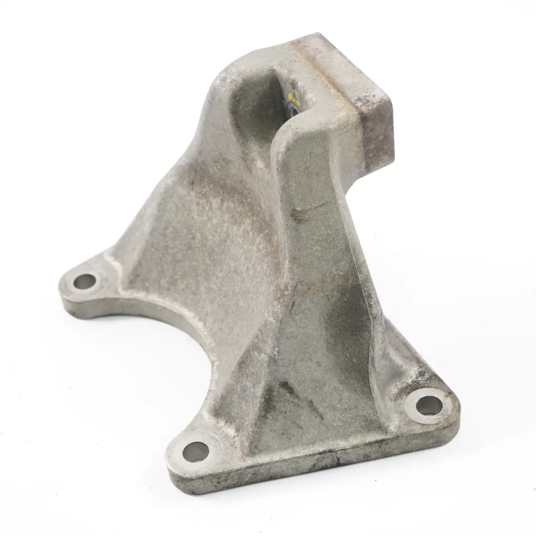 BMW E60 E61 Diesel 520d Gearbox Cross Member Bracket Holder Support - SKU 6769635 - Part number 6769635