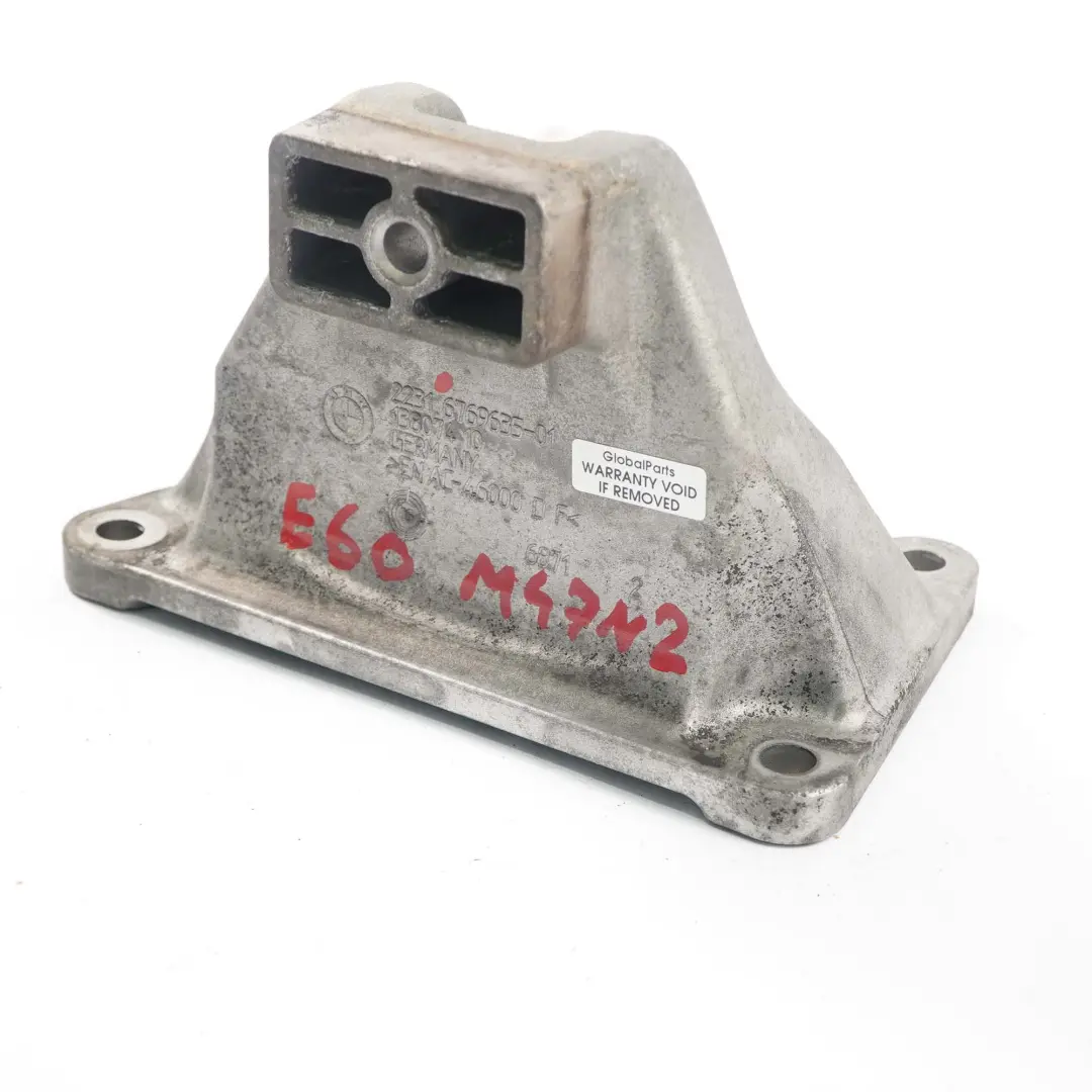 Fila E60 E61 LCI Getriebetragbock 2231 per BMW X3 con numero di parte 6769635 BMW X3 Fila E60 E61 LCI Getriebetragbock 2231 - SKU 6769635 - Numero di parte 6769635