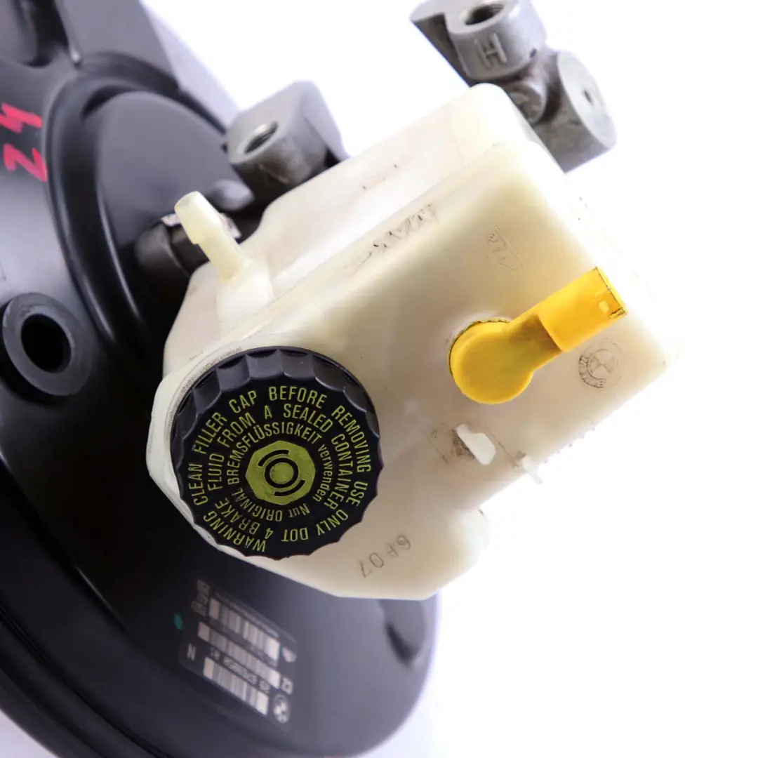 Servofreno Unità Master Cylinder per BMW Z4 E85 Roadster con numero di parte 6769850 BMW Z4 E85 Roadster Servofreno Unità Master Cylinder - SKU 6769850 - Numero di parte 6769850