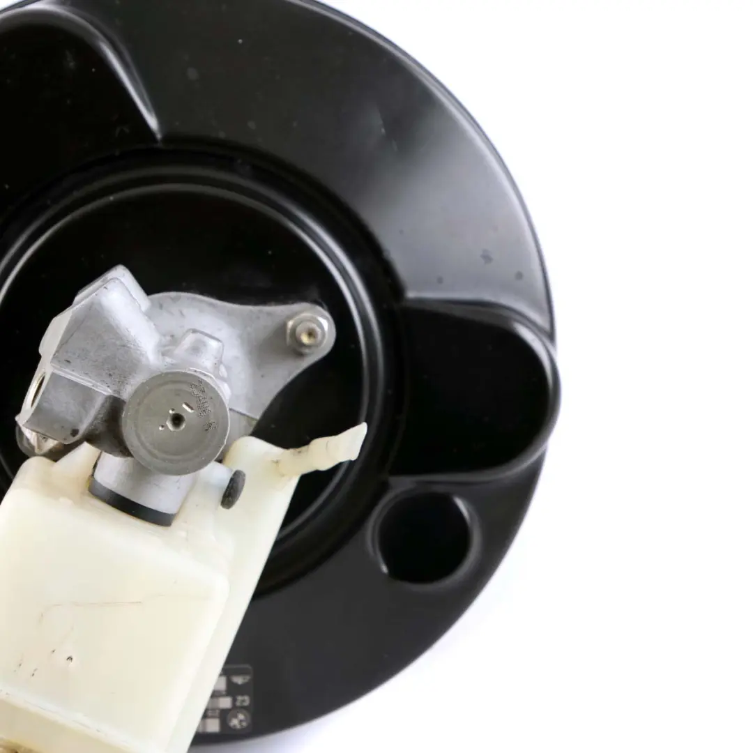 Servo Brems Anlage Haupt Zylinder für BMW Z4 E85 Roadster mit Teilenummer 6769850 BMW Z4 E85 Roadster Servo Brems Anlage Haupt Zylinder - SKU 6769850 - Teilenummer 6769850