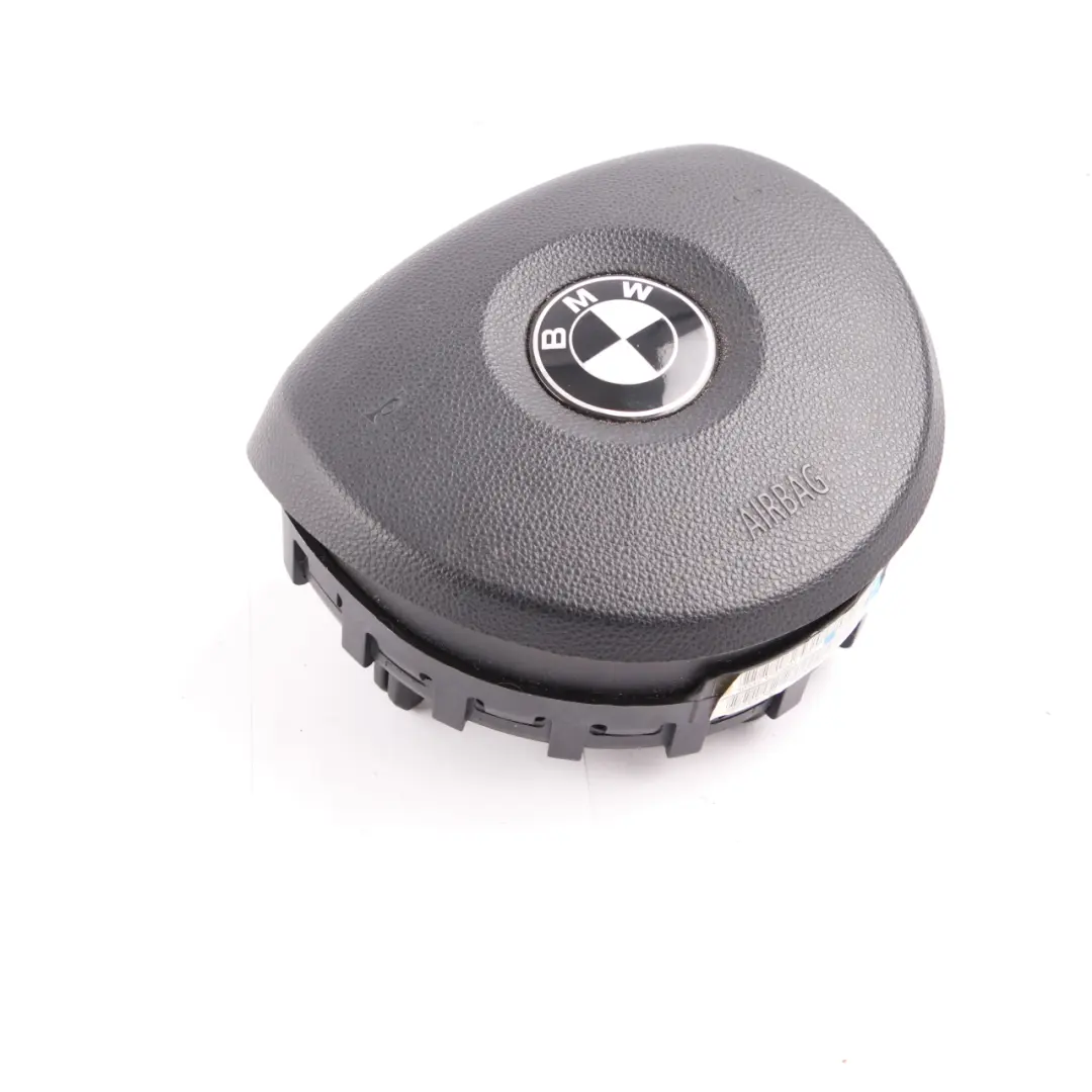 Module / Capuchon / Milieu de Volant M-Sport Airbag pour BMW E81 E87 E90 E91 E92 à propos du numéro de pièce 6770516 BMW E81 E87 E90 E91 E92 Module / Capuchon / Milieu de Volant M-Sport Airbag - SKU 6770516-2 - Numéro de pièce 6770516