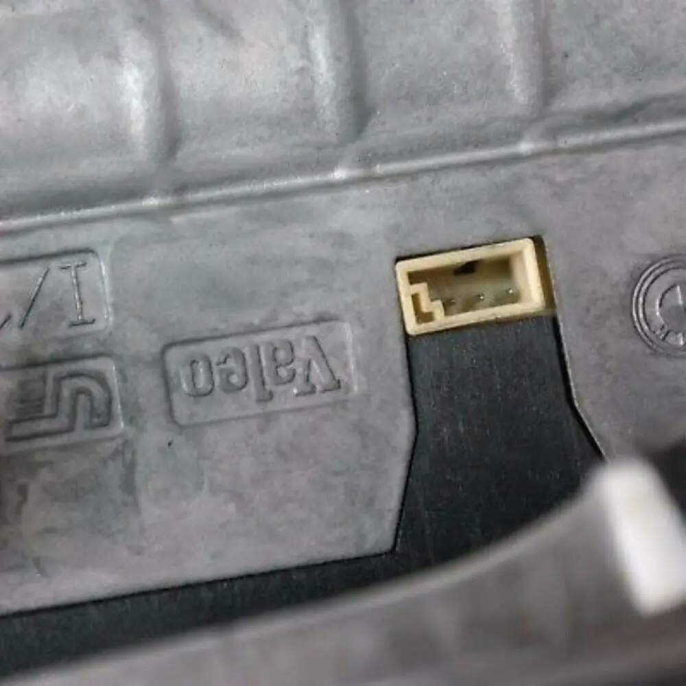 BMW 1 er E87 Lenksäulenverstellung mechanisch 3 Pins Lock - SKU 6770714-1 - Teilenummer 6877132