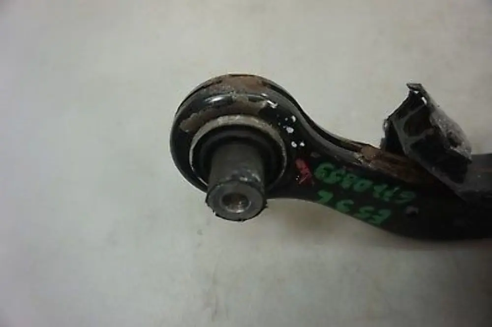 Axle Wishbone Suspension Steering Arm left N/S to BMW X5 Series E53 Rear with Part number 6770859 BMW X5 Series E53 Rear Axle Wishbone Suspension Steering Arm left N/S - SKU 6770859 - Part number 6770859