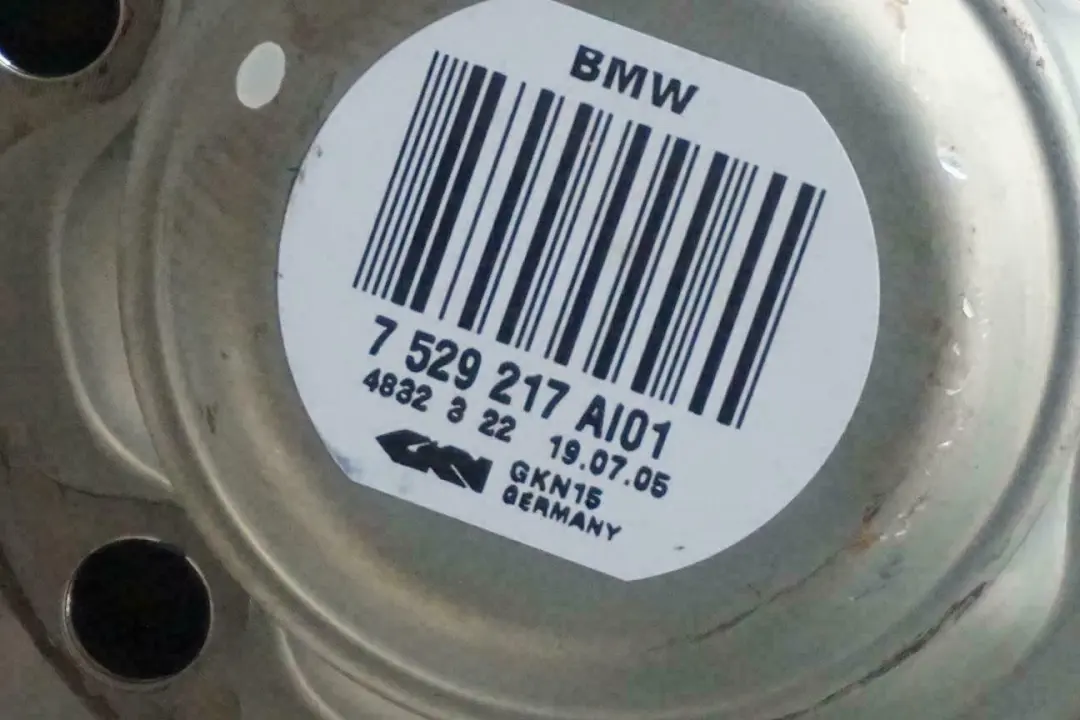 BMW E60 525i N52 Support Jambe Moyeu Etrier Disque Frein Arriere Gauche - SKU 6770905-10 - Numéro de pièce 6770905