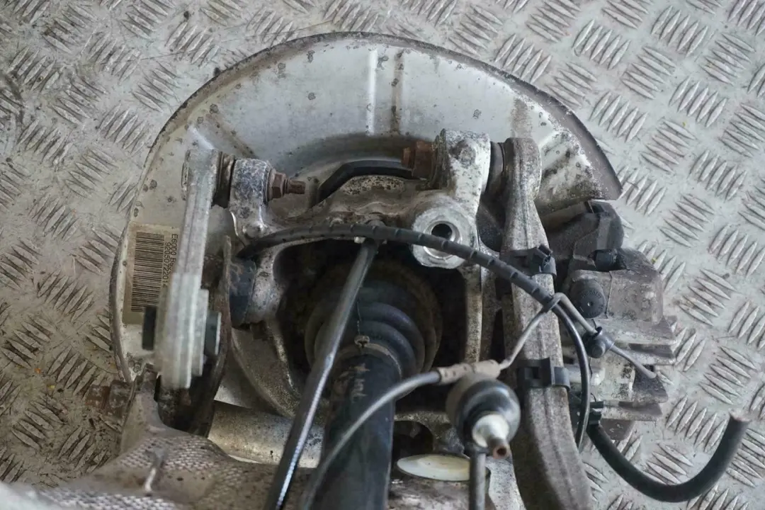 Reihe E60 525i N52 Federbein Radträger Hinten Rechts Schwenklager für BMW 5 mit Teilenummer 6770906 BMW 5 Reihe E60 525i N52 Federbein Radträger Hinten Rechts Schwenklager - SKU 6770906-10 - Teilenummer 6770906