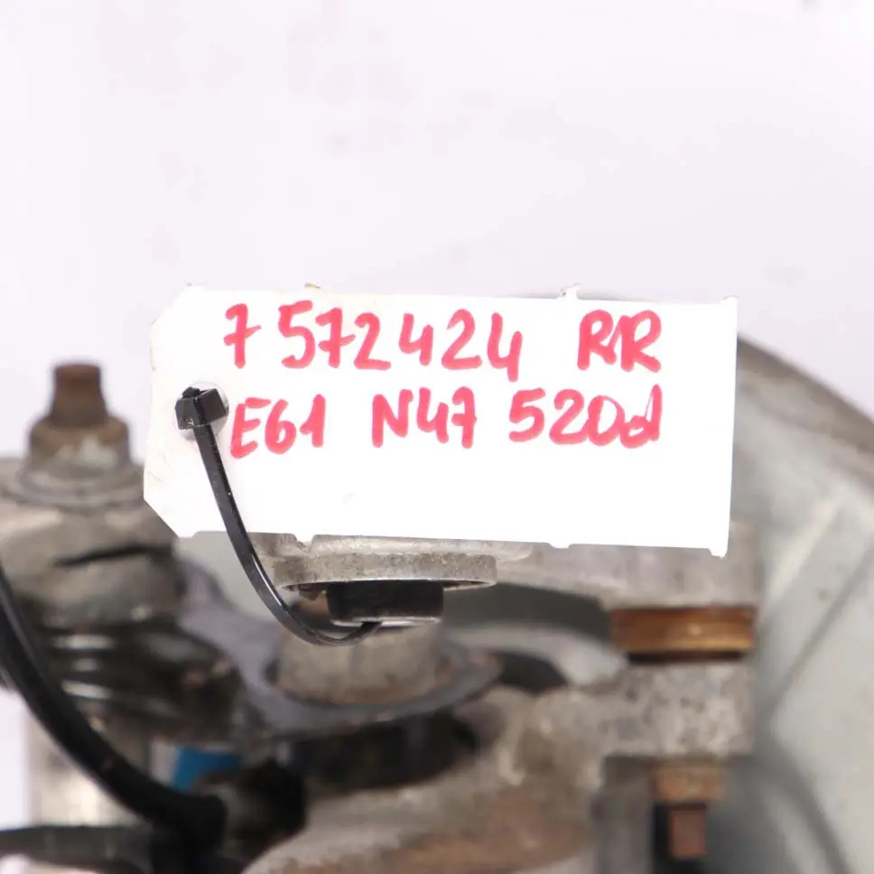 BMW E61N 520d N47 Rear Right O/S Output Shaft Suspension Leg Wheel Carrier - SKU 6770924-12 - Part number 6770924