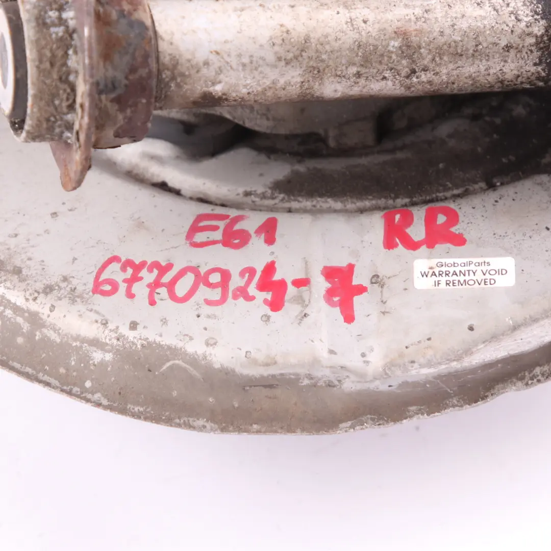 BMW E61 Touring Rear Right O/S Axle Wheel Carrier Flange Hub - SKU 6770924-7 - Part number 6770924