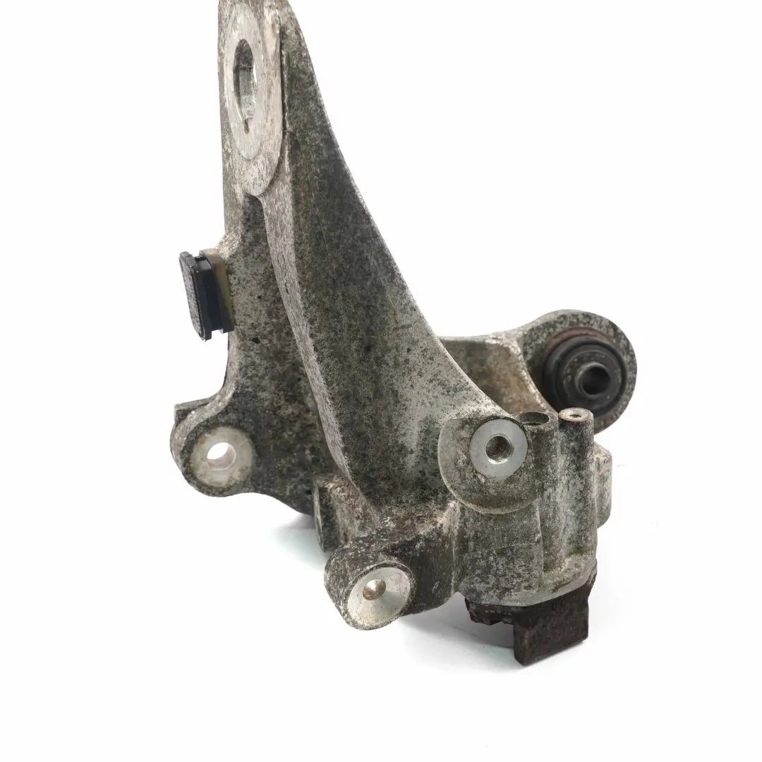 BMW E61 Wheel Carrier Touring Rear Right O/S Axle Wheel Carrier Hub - SKU 6770926 - Part number 6770926