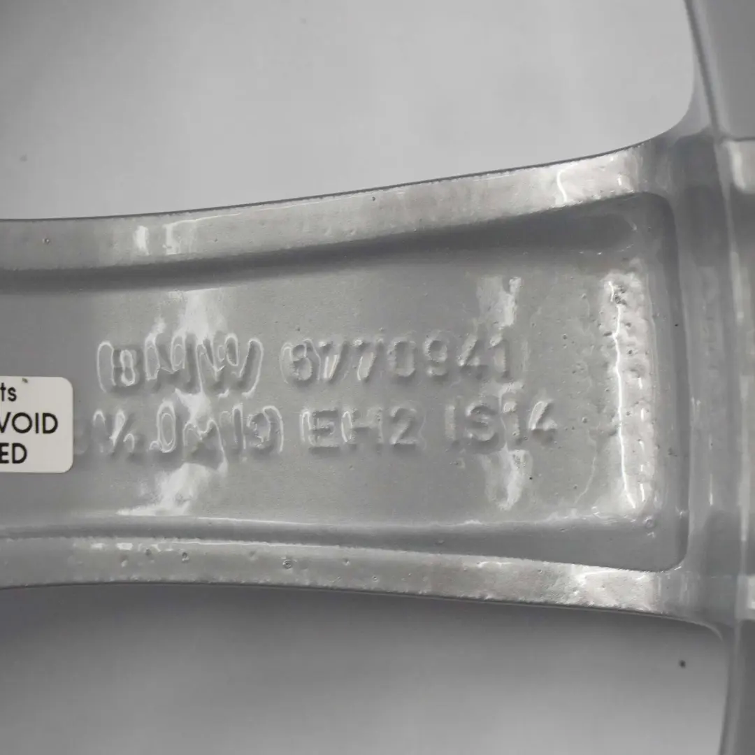 Silber Alu Felge Alufelge 19" Sternspeiche 218 8,5J ET:14 für BMW E63 E64 mit Teilenummer 6770941 BMW E63 E64 Silber Alu Felge Alufelge 19" Sternspeiche 218 8,5J ET:14 - SKU 6770941 - Teilenummer 6770941