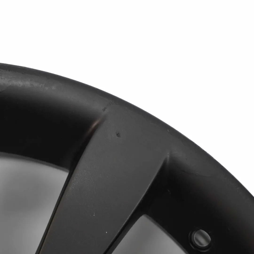 Cerchio Lega Leggera Nera 19" A Raggi Stellari 218 9J ET:14 per BMW E63 E64 con numero di parte 6770942 BMW E63 E64 Cerchio Lega Leggera Nera 19" A Raggi Stellari 218 9J ET:14 - SKU 6770942-3 - Numero di parte 6770942