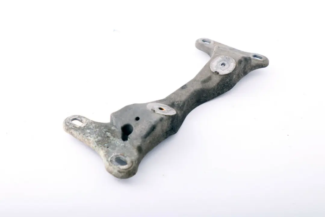 Łapa Podpora Wspornik Skrzyni Biegów do BMW E87 E90 o numerze 6771064 BMW E87 E90 Łapa Podpora Wspornik Skrzyni Biegów - SKU 6771064 - Numer Części 6771064