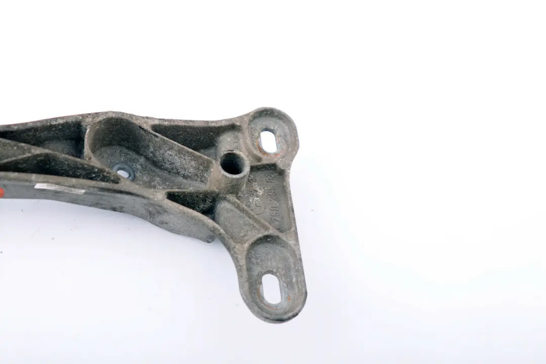 Supporto Trasmissione per BMW X1 E81 E87 E88 E82 E84 E90 E91 E92 E93 LCI con numero di parte 6771064 BMW X1 E81 E87 E88 E82 E84 E90 E91 E92 E93 LCI Supporto Trasmissione - SKU 6771064 - Numero di parte 6771064