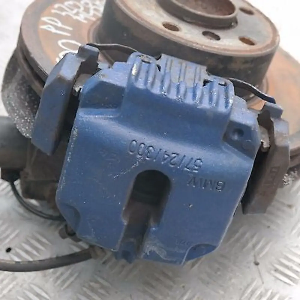 M47N2 M Sports Front Right O/S Spring Strut Leg Brake Disc to BMW 3 Series E90 320d with Part number 6771180 BMW 3 Series E90 320d M47N2 M Sports Front Right O/S Spring Strut Leg Brake Disc - SKU 6771180 - Part number 6771180