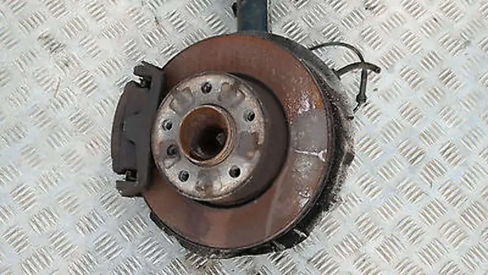 BMW 1 Serie 4 E87N LCI 116i Avant Droite O/S Printemps Suspension Freins Axle - SKU 6771554-4 - Numéro de pièce 31316771554