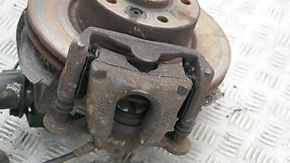 N47 Delantero Derecho Muelle Strut Freno Suspensión Eje para BMW E87N 118d con número de pieza 31316771554 BMW E87N 118d N47 Delantero Derecho Muelle Strut Freno Suspensión Eje - SKU 6771554-6 - Número de pieza 31316771554