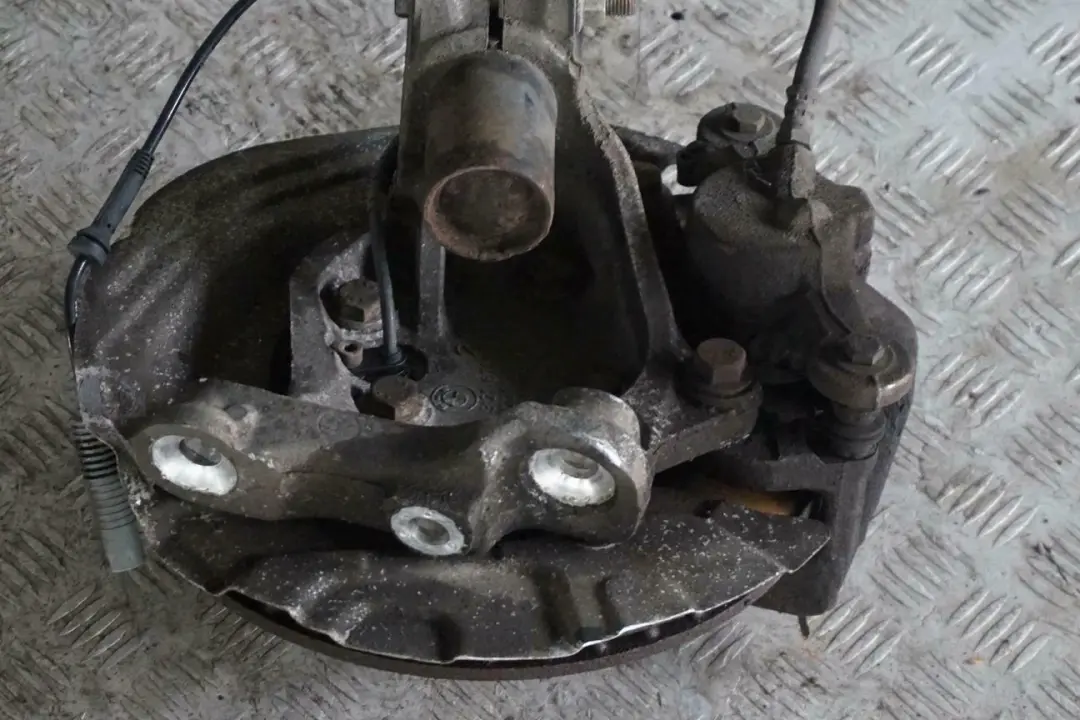 M47N2 Sport Molla Sospensioni Cuscinetto Perno Anteriore Destro per BMW E87 118d con numero di parte 6771558 BMW E87 118d M47N2 Sport Molla Sospensioni Cuscinetto Perno Anteriore Destro - SKU 6771558-3 - Numero di parte 6771558