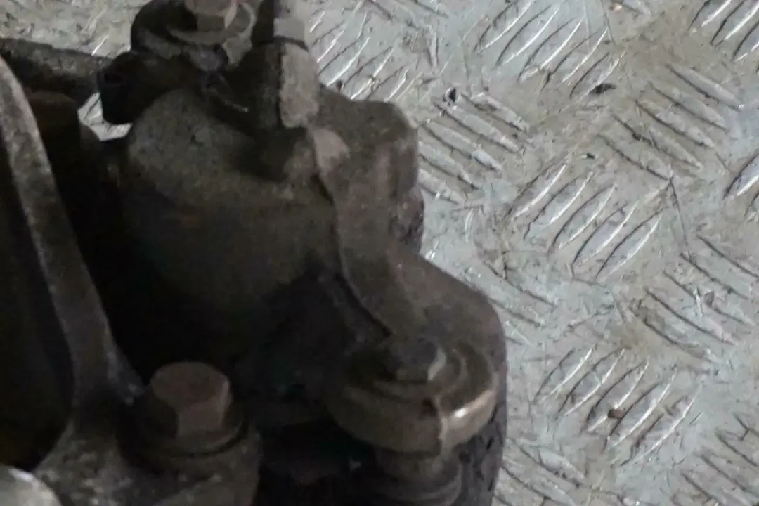 M47N2 Sport Stoßdämpfer Federbein Schwenklager Vorne Rechts für BMW 1 E87 118d mit Teilenummer 6771558 BMW 1 E87 118d M47N2 Sport Stoßdämpfer Federbein Schwenklager Vorne Rechts - SKU 6771558-3 - Teilenummer 6771558