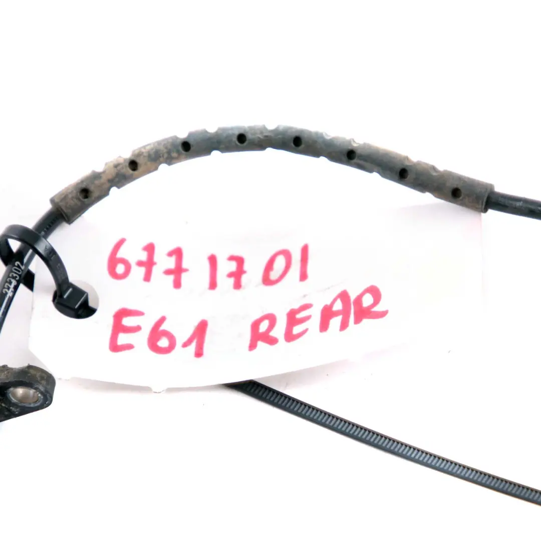 Ruota posteriore sinistra destra DSC Sensore freno portaruota per BMW E61 con numero di parte 6771701 BMW E61 Ruota posteriore sinistra destra DSC Sensore freno portaruota - SKU 6771701 - Numero di parte 6771701