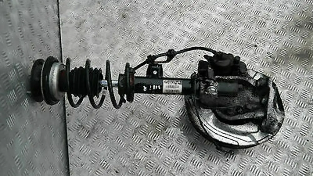 BMW E90 E90N Derecho rente Primavera Strut Pierna Suspensiom Pinza de freno - SKU 6771724-6 - Número de pieza 6786006