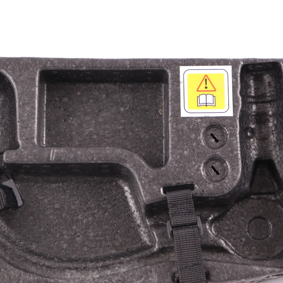 BMW E60 E65 E66 Heckklappe Kofferraumdeckel Ablage Werkzeugkasten Abschleppöse - SKU 6772223 - Teilenummer 6772223