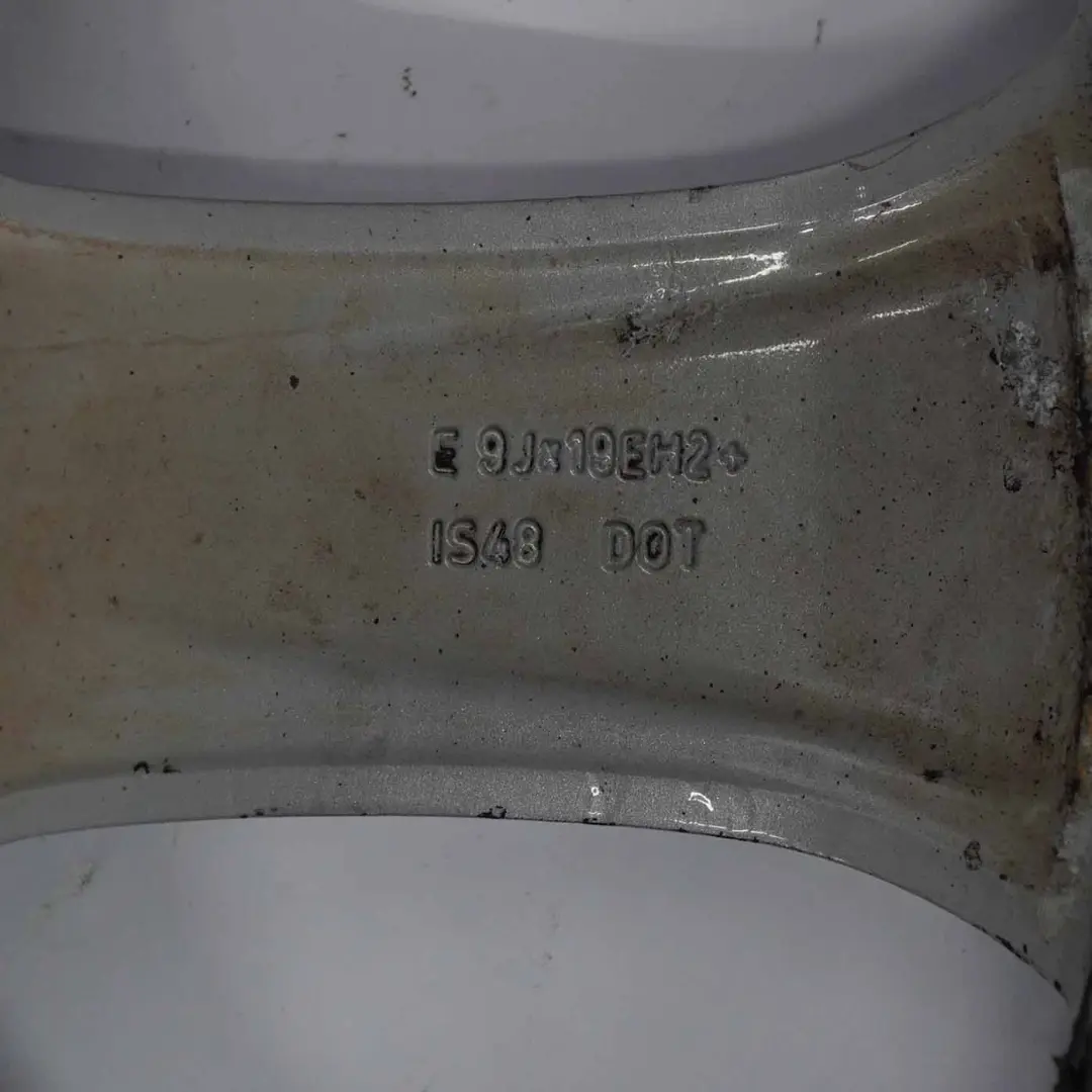 Felga Aluminiowa 19" 9J do BMW X5 E70 o numerze 6772244 BMW X5 E70 Felga Aluminiowa 19" 9J - SKU 6772244-2 - Numer Części 6772244